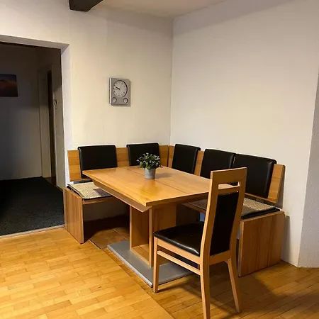 Monteurwohnungen Schuster *