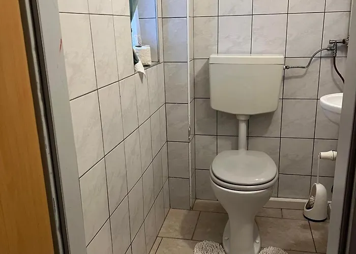 Homestay szállás Monteurwohnungen Schuster *